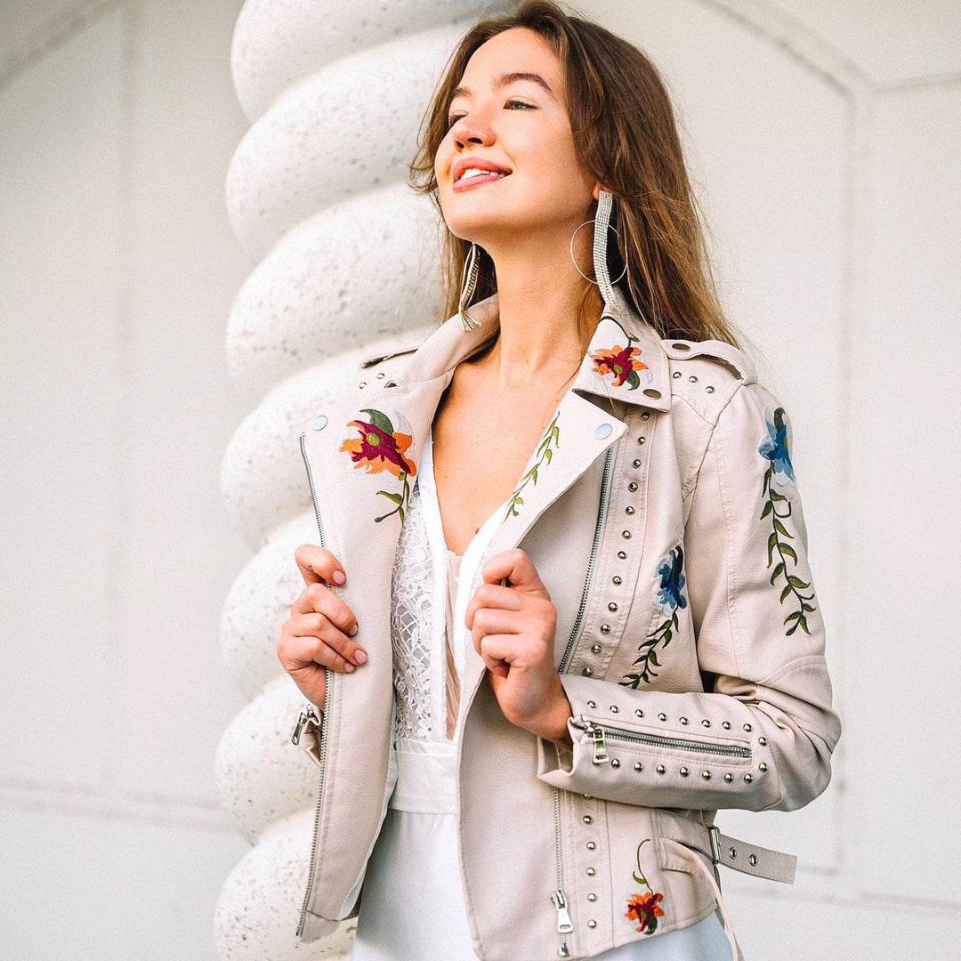 Livia - Veste Fleurie Rétro Chic