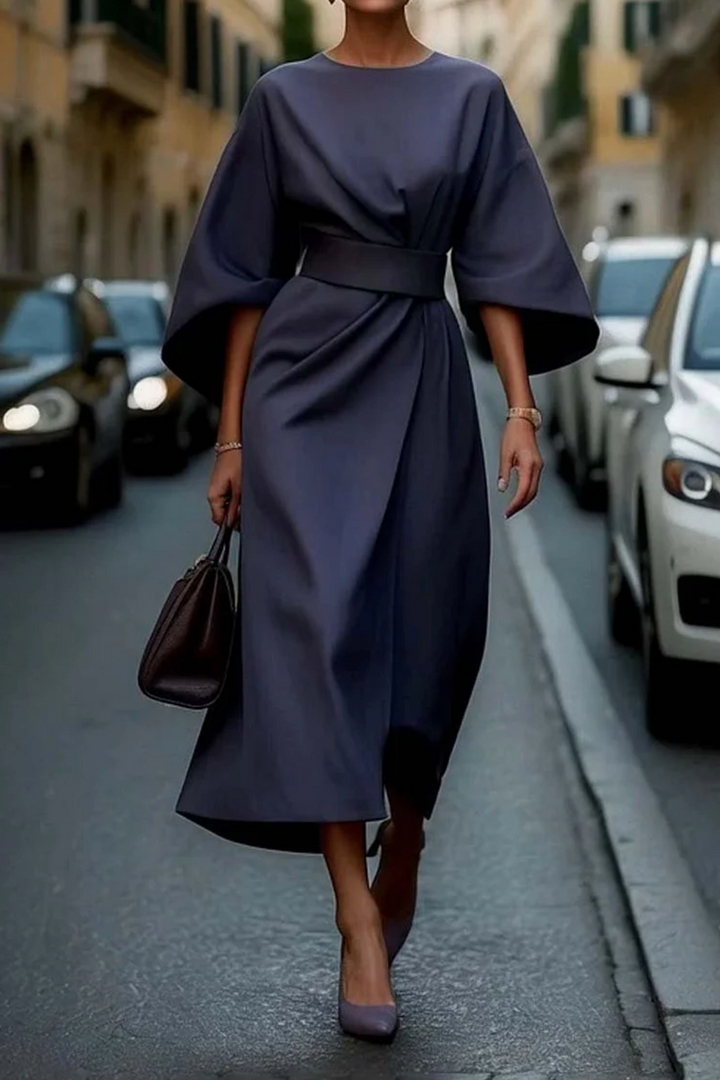 Muse - Robe Minimaliste Élégante